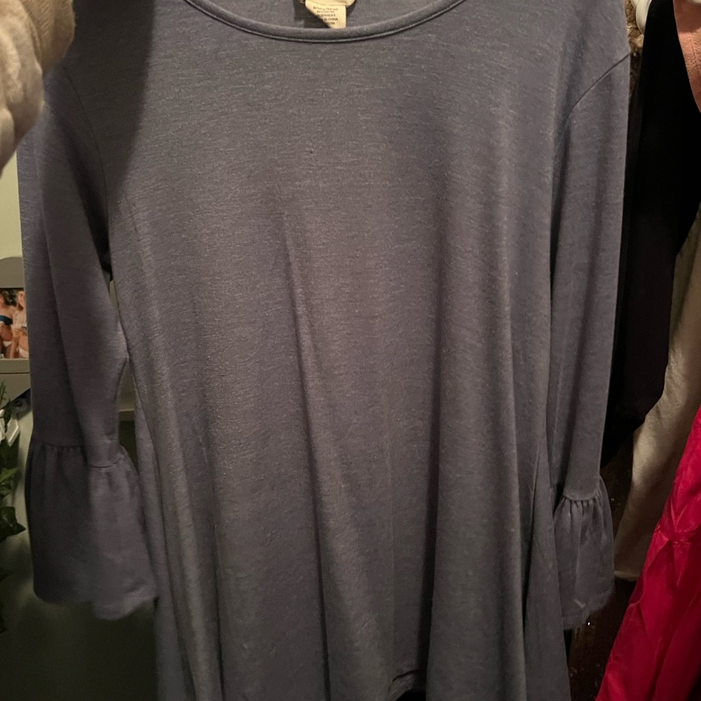 yelete blue long sleeve shirt
